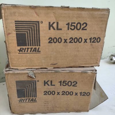 01 GABINETE RITTAL KL 1502 200x200x120 (01)